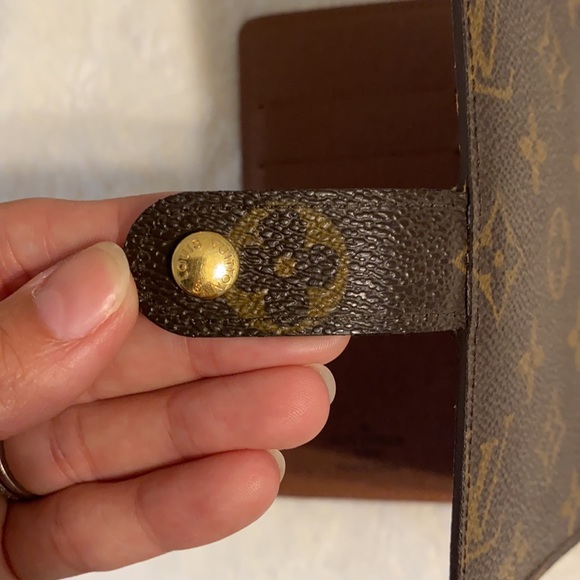 Louis Vuitton agenda. - Picture 4 of 9